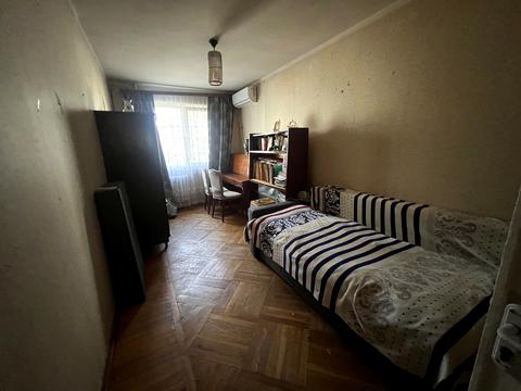 квартира за адресою Євгена Танцюри вул., 22а