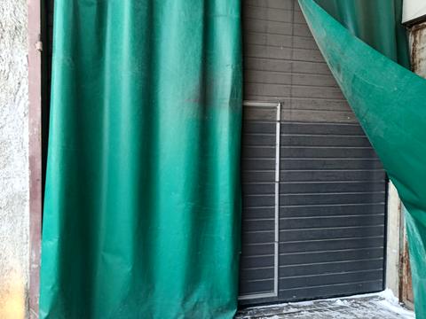 комерційна за адресою Будівельників вул., 1