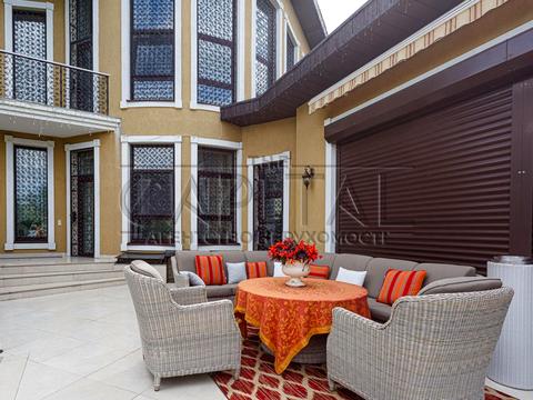 будинок за адресою вул. Богатирська