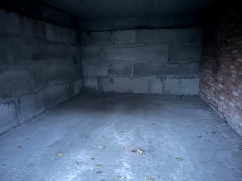 паркомісце за адресою Панаса Мирного вул., 11