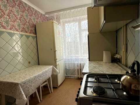 квартира за адресою Героїв просп., 12