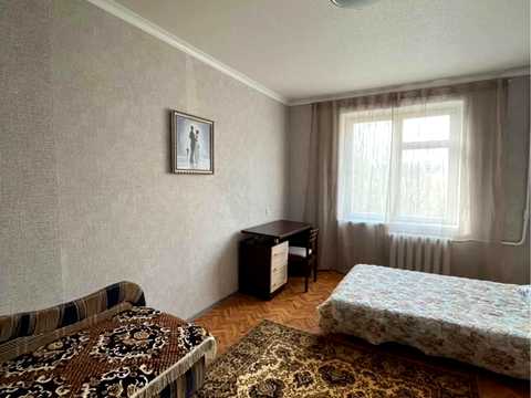 квартира за адресою Героїв просп., 12
