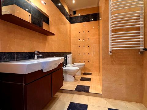 коммерческая по адресу Декарта ул., 7