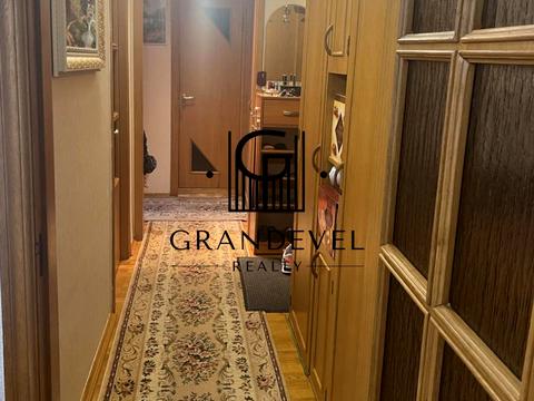 квартира за адресою Київ, Героїв Дніпра вул., 19