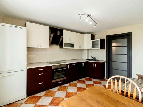 квартира за адресою Братиславська вул., 7-А