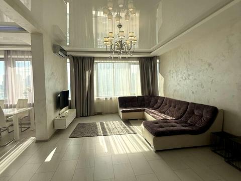 квартира за адресою Дніпровська набережна вул., 14