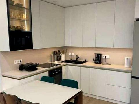 квартира по адресу Салютная ул., 2к18