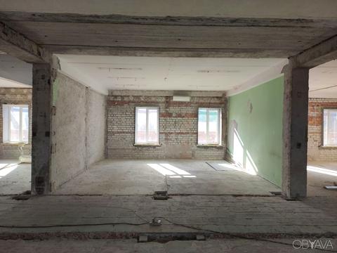 комерційна за адресою Лазаря Глоби вул. (Андрія Фабра), 4