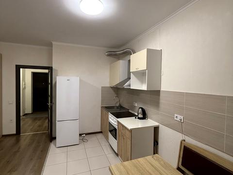 квартира за адресою Сім'ї Кульженків вул. (Петра Дегтяренка), 37