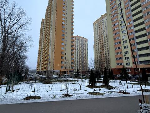 квартира за адресою Сім'ї Кульженків вул. (Петра Дегтяренка), 37