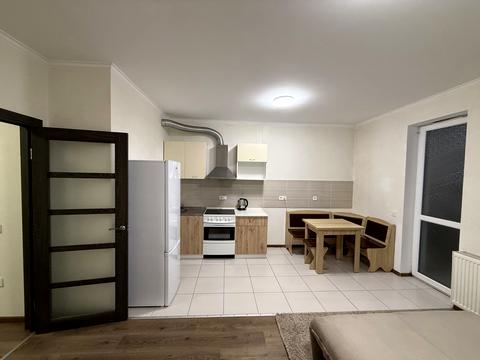 квартира за адресою Сім'ї Кульженків вул. (Петра Дегтяренка), 37