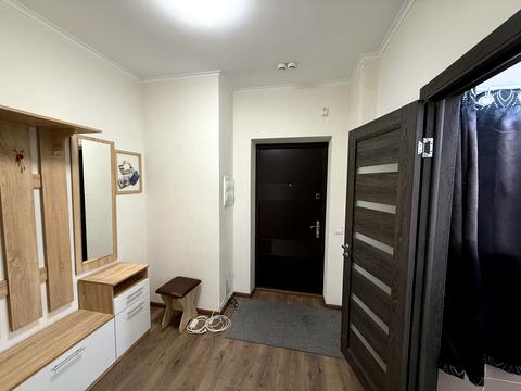 квартира за адресою Сім'ї Кульженків вул. (Петра Дегтяренка), 37