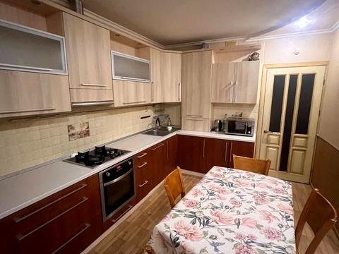 квартира за адресою Зарічанська вул., 46