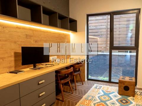 будинок за адресою Лебедівка