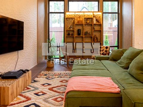 будинок за адресою Лебедівка