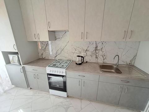 квартира за адресою Злуки просп., 18