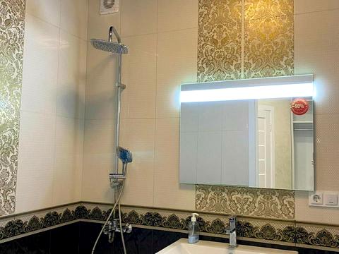 квартира за адресою В'ячеслава Чорновола вул., 12а