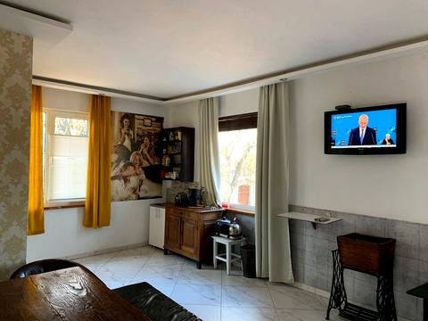 дом по адресу ПЕРЕМОГИ, 1