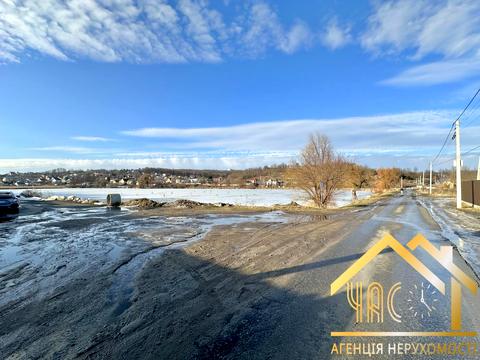 участок по адресу Партизанська ул.