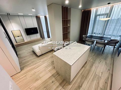 квартира за адресою Добровольців пров., 21