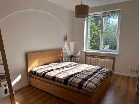 квартира по адресу Івана Світличного ул. (Петровського), 4