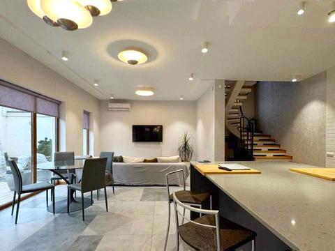 будинок за адресою Озерна вул.