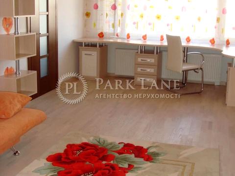 будинок за адресою Київська вул., 10