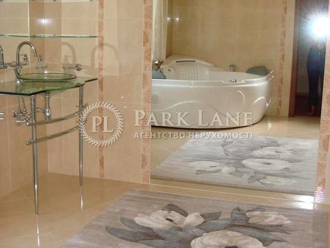 будинок за адресою Київська вул., 10