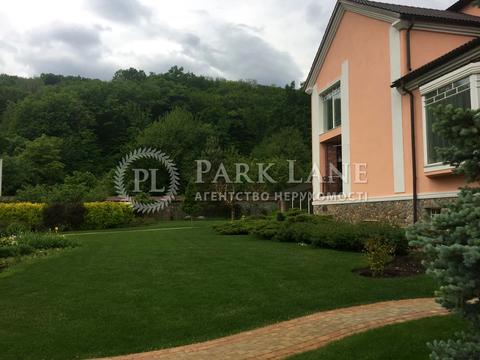 будинок за адресою Київська вул., 10