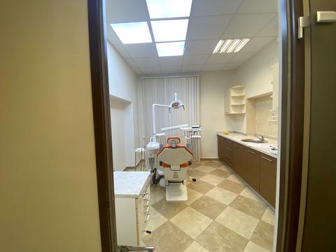 комерційна за адресою Нагірна вул., 6/31