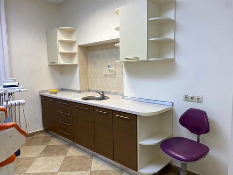 комерційна за адресою Нагірна вул., 6/31