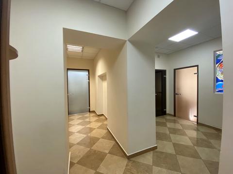 комерційна за адресою Нагірна вул., 6/31