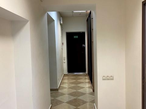 комерційна за адресою Нагірна вул., 6/31