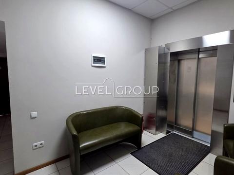 комерційна за адресою Михайла Котельникова вул., 25