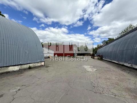 комерційна за адресою Малинська вул., 1