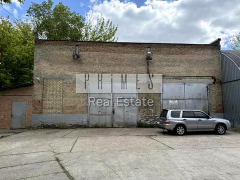 комерційна за адресою Малинська вул., 1