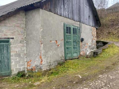 комерційна за адресою Центральна, 913