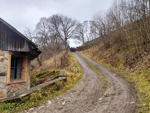 комерційна за адресою Центральна, 913