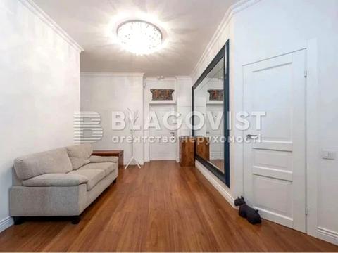 квартира за адресою Євгена Коновальця вул. (Щорса), 44-А