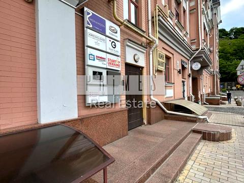 коммерческая по адресу Введенская ул., 22