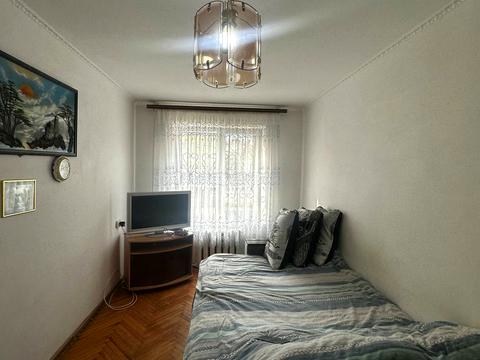 квартира за адресою Василя Симоненка вул., 8