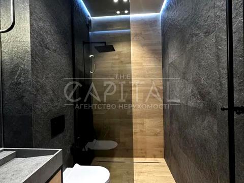 дом по адресу Революції Гідності ул. (Революції), 20