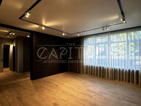 дом по адресу Революції Гідності ул. (Революції), 20