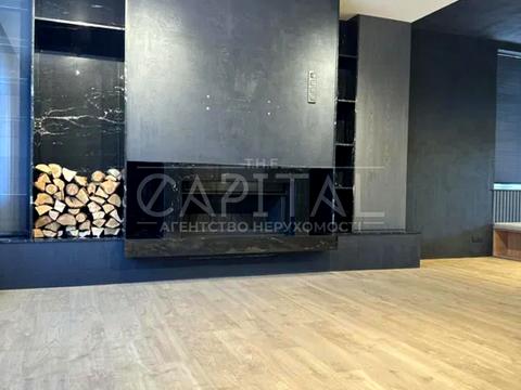 дом по адресу Революції Гідності ул. (Революції), 20