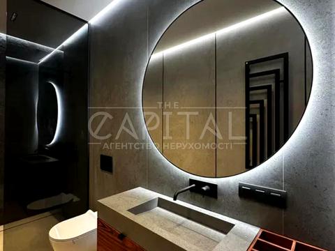 дом по адресу Революції Гідності ул. (Революції), 20