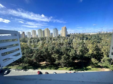 квартира по адресу Князя Романа Мстиславича ул. (Генерала Жмаченка), 22а