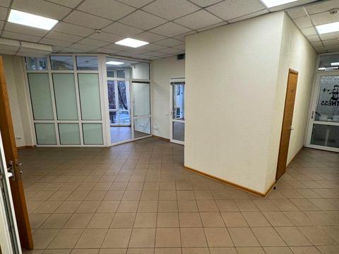 комерційна за адресою Генерала Генадія Воробйова вул. (Курська), 13-Е