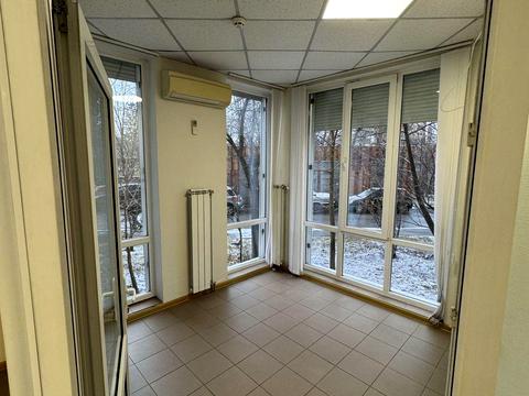 комерційна за адресою Генерала Генадія Воробйова вул. (Курська), 13-Е