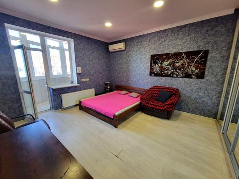 квартира за адресою Одеса, Добровольців вул. (Маршала Говорова), 10/1