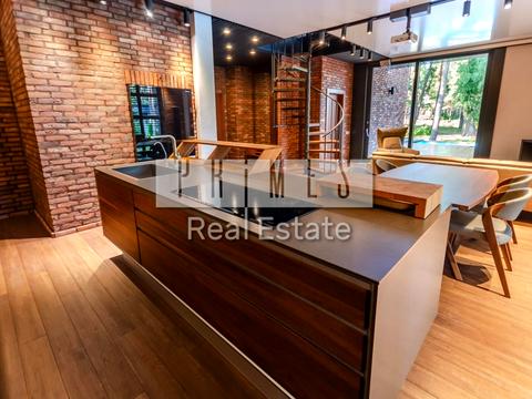 будинок за адресою Лебедівка